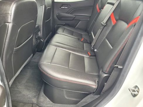 Used 2023 Chevrolet Colorado Z71 w/ Z71 Convenience Package 2 image 17