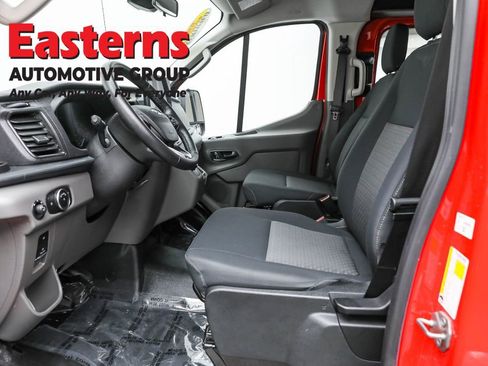 Used 2024 Ford E-Transit Base image 15