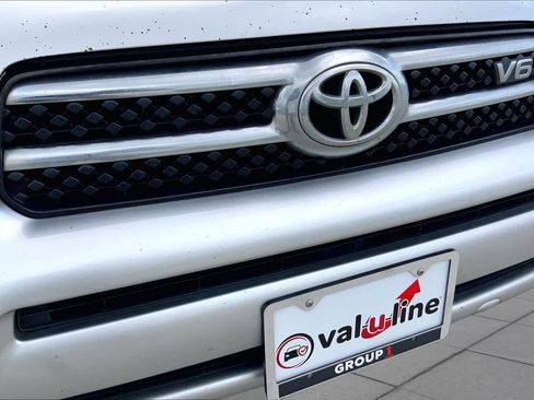 Used 2007 Toyota RAV4 Limited AWD/4WD image 27