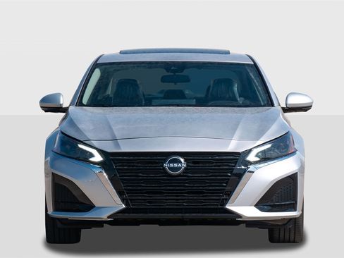 New 2025 Nissan Altima 2.5 SL image 7