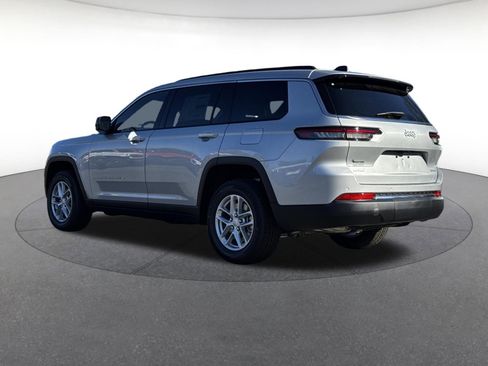 New 2025 Jeep Grand Cherokee L Laredo w/ Luxury Tech Group I AWD/4WD image 3