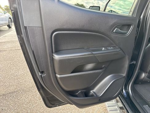 Used 2018 GMC Canyon Denali image 33