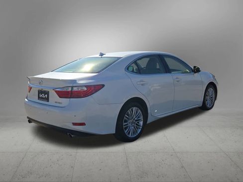 Used 2013 Lexus ES 350 4dr Sdn image 6