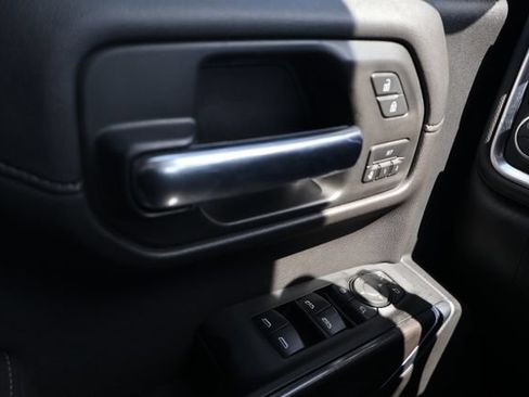 Used 2019 Chevrolet Silverado 1500 LTZ w/ LTZ Plus Package AWD/4WD image 16