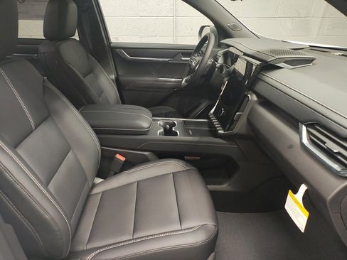 New 2026 GMC Acadia Elevation w/ Black Edition image 7