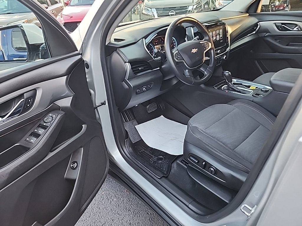 Used 2018 Chevrolet Traverse LT AWD/4WD image 15