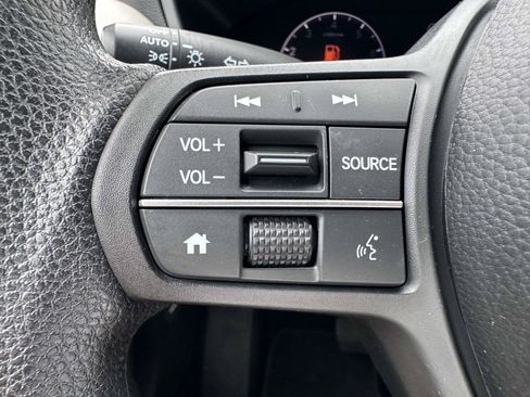 Used 2023 Honda HR-V LX image 16