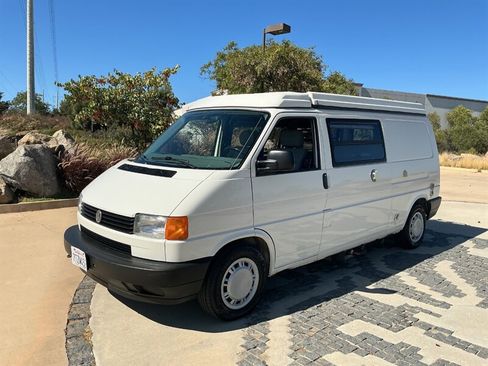 Used 1995 Volkswagen Eurovan Camper FWD image 1