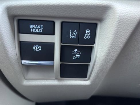 Used 2017 Acura MDX FWD image 24