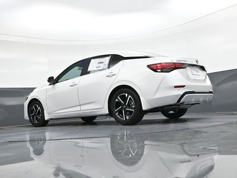 Certified 2025 Nissan Sentra SV w/ All-Weather Package FWD image 33