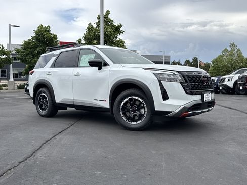 New 2026 Nissan Pathfinder Rock Creek AWD/4WD image 1