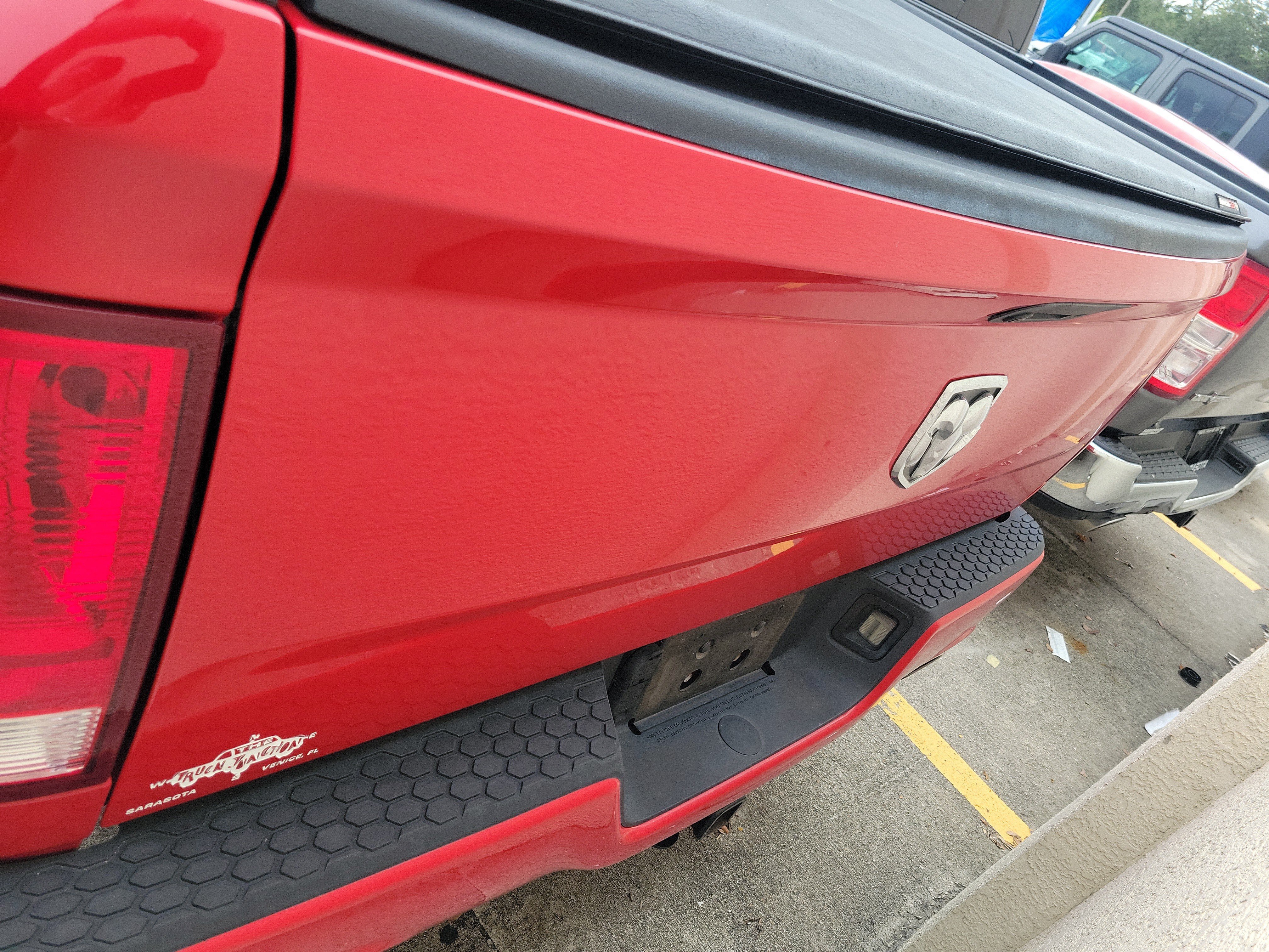 Used 2015 RAM 1500 Express RWD image 7