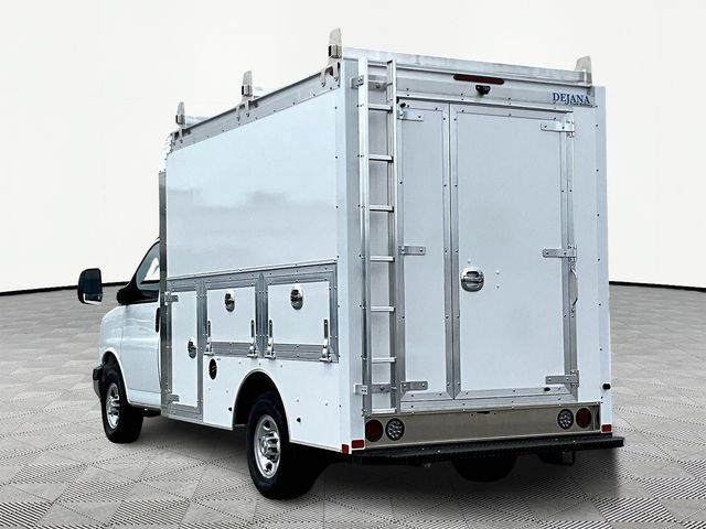 New 2025 Chevrolet Express 3500 w/ Power Convenience Package RWD image 4