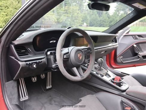 Used 2026 Porsche 911 GT3 RWD image 36