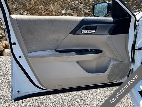 Used 2013 Honda Accord LX image 15