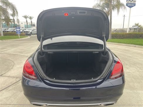 Used 2019 Mercedes-Benz C 300 Sedan image 26