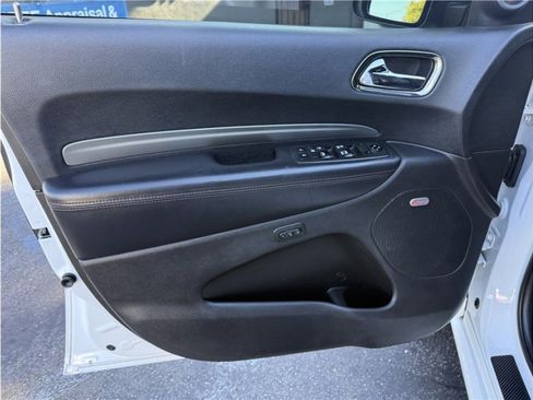 Used 2018 Dodge Durango R/T w/ Technology Group image 16