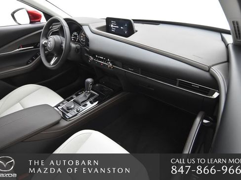 Used 2025 MAZDA CX-30 AWD 2.5 S w/ Premium Package image 27