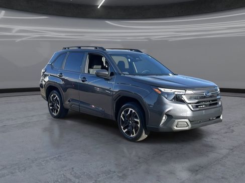 New 2026 Subaru Forester Premium image 2