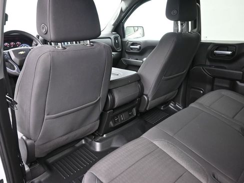 Used 2023 Chevrolet Silverado 1500 Custom AWD/4WD image 13
