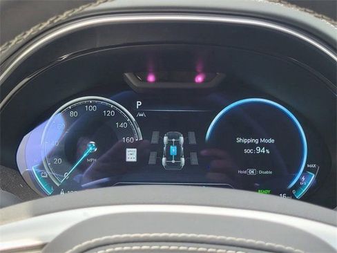 Used 2025 Genesis Electrified GV70 Advanced w/ Prestige Package image 31