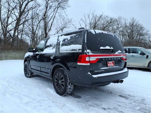 Used 2015 Lincoln Navigator 4WD image 5