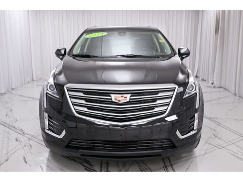 Used 2019 Cadillac XT5 Luxury FWD image 3