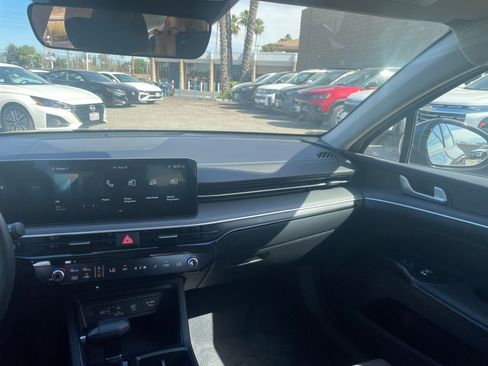 Used 2025 Kia K5 LXS image 34