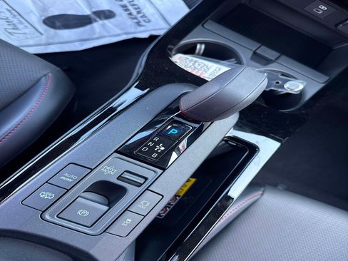 New 2026 Toyota Prius Plug-In Hybrid FWD image 25