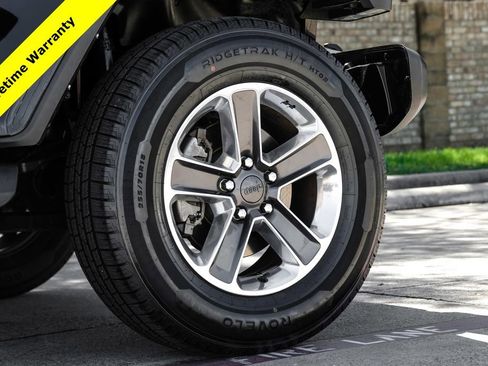 Used 2022 Jeep Wrangler Unlimited Sahara w/ Cold Weather Group image 67