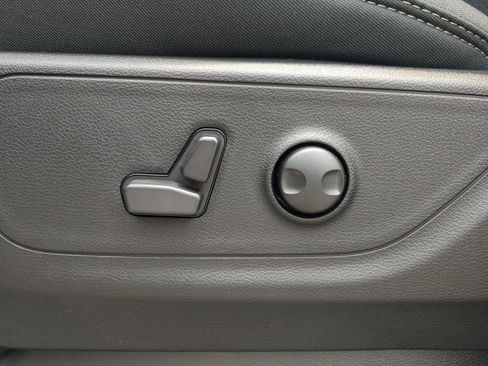 Used 2025 RAM 1500 Big Horn image 11