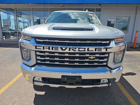 Used 2023 Chevrolet Silverado 2500 LTZ AWD/4WD image 2