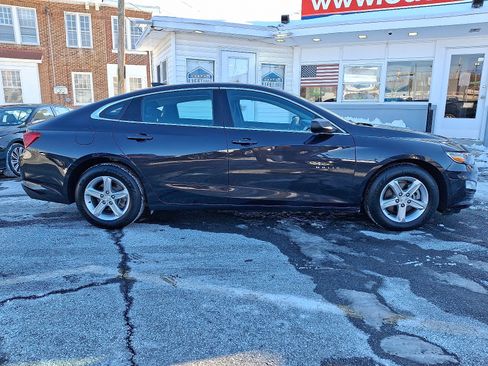 Used 2022 Chevrolet Malibu LS image 6