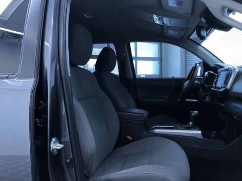 Certified 2022 Toyota Tacoma SR5 w/ Technology Package image 18