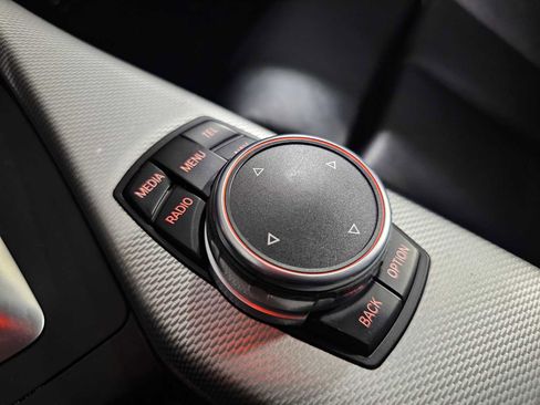 Used 2015 BMW M235i Coupe image 24