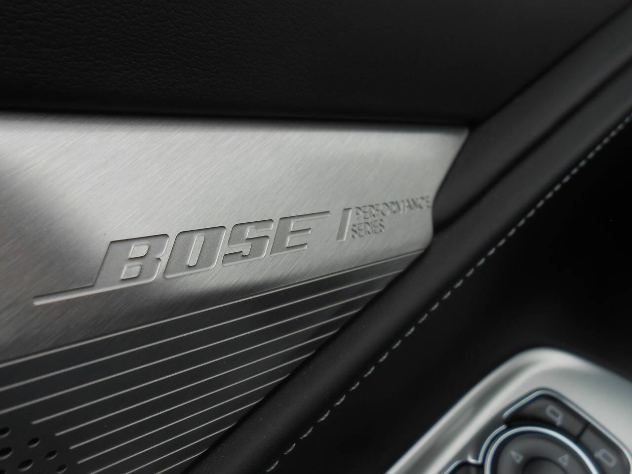 Used 2024 Chevrolet Corvette Z06 RWD image 28