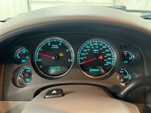 Used 2008 Chevrolet Silverado 2500 LTZ w/ Suspension Package, Off-Road image 12