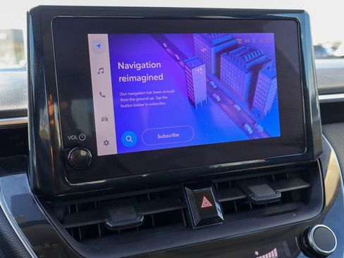 Used 2024 Toyota Corolla LE image 3