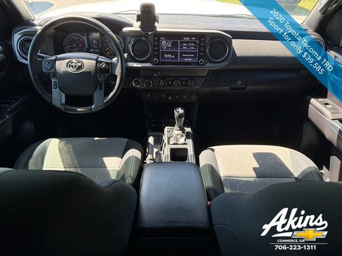 Used 2020 Toyota Tacoma TRD Sport w/ Technology Package AWD/4WD image 16