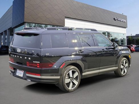 Used 2025 Hyundai Santa Fe Limited image 2