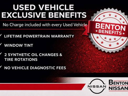 Used 2024 Nissan Pathfinder SL FWD image 2