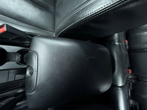 Used 2016 Jeep Wrangler Unlimited Sport w/ Connectivity Group image 25