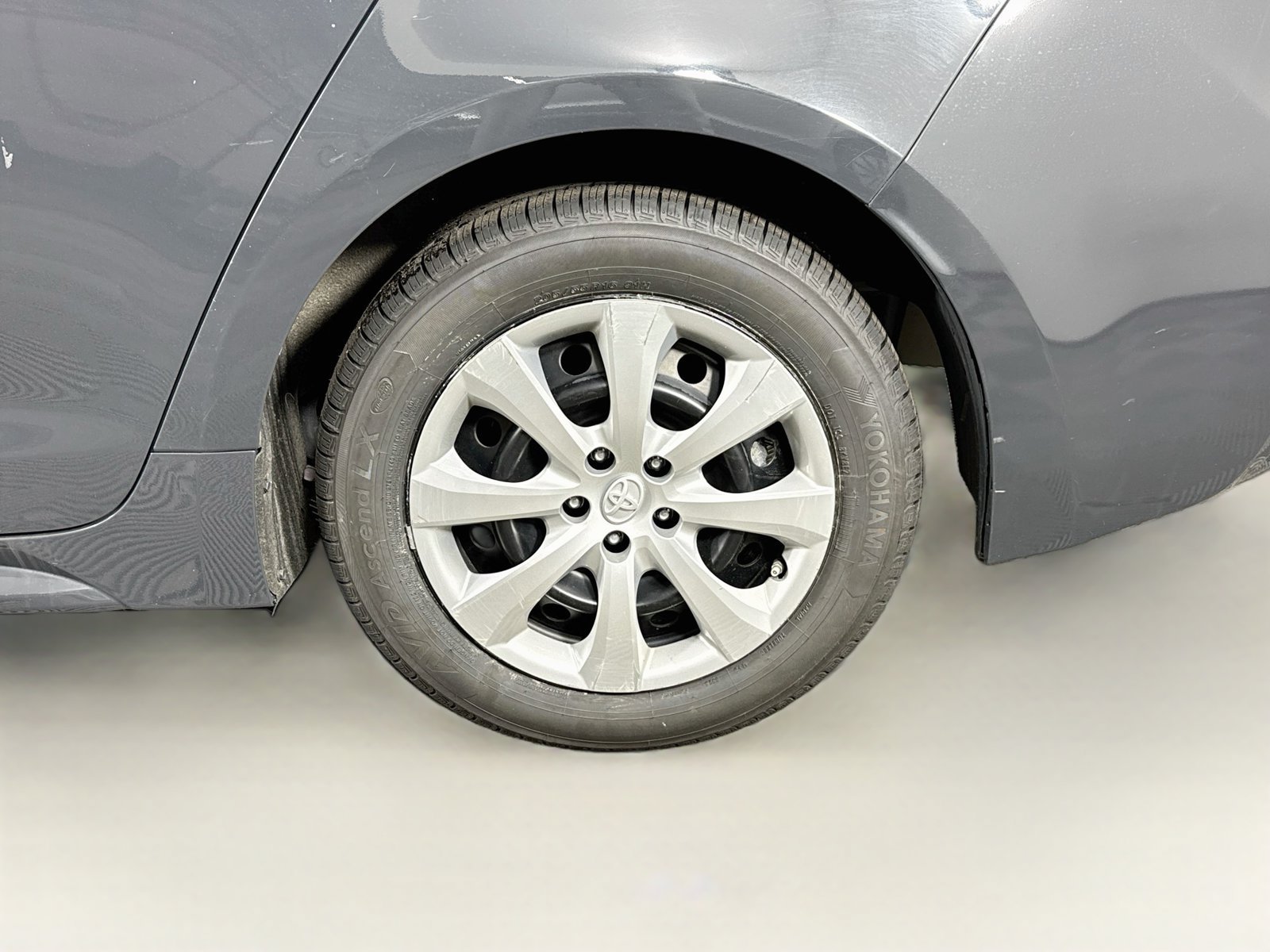 Certified 2023 Toyota Corolla LE FWD image 17