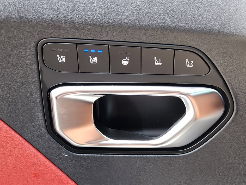 New 2026 Kia K4 GT-Line Turbo w/ GT-Line Premium Package FWD image 15