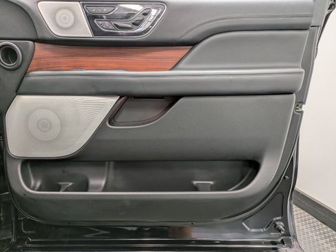 Certified 2022 Lincoln Navigator Reserve image 27