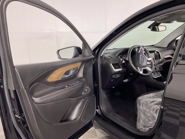 Used 2019 GMC Terrain SLE w/ Driver Convenience Package AWD/4WD image 24