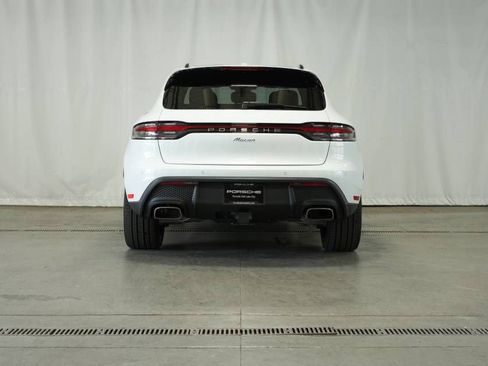 Certified 2025 Porsche Macan AWD/4WD image 6