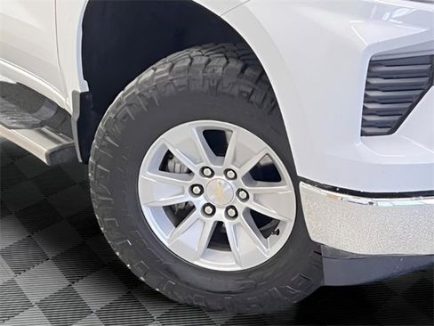 Used 2022 Chevrolet Silverado 1500 LT image 27