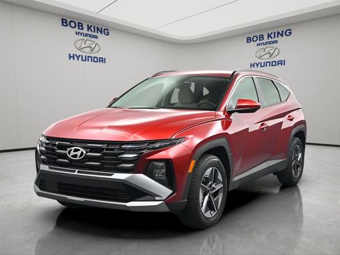 New 2026 Hyundai Tucson SEL FWD image 1