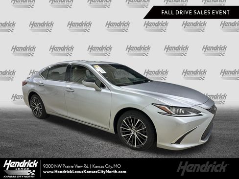 Used 2025 Lexus ES 350 w/ Premium Package FWD image 1